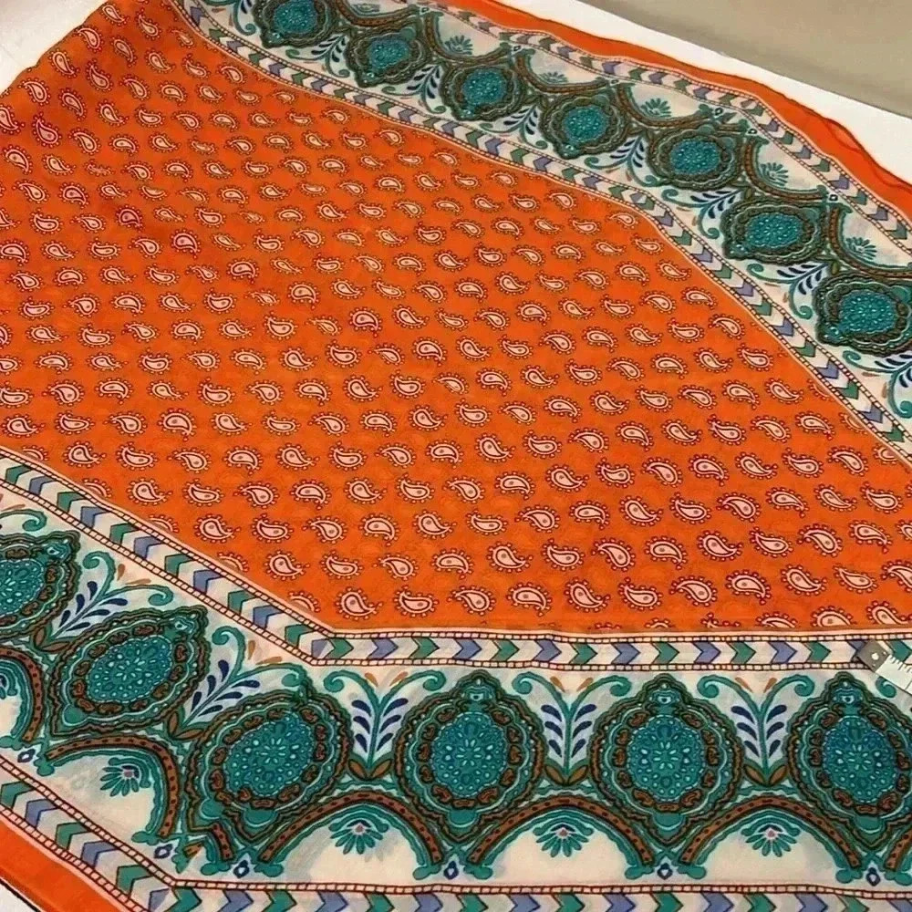 Scarf - Picture 3 of 4